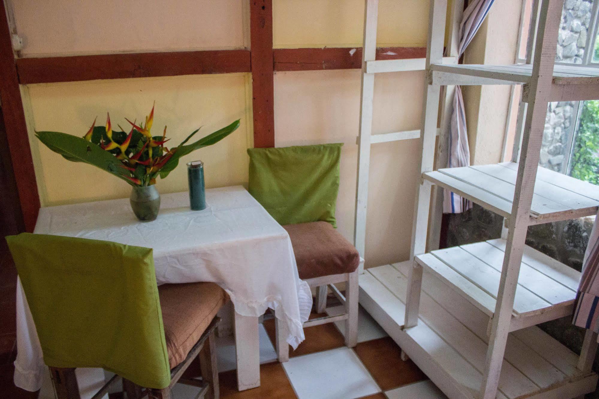 Hotel Y Restaurante La Casa Rosa 산타크루즈 라 라구나 외부 사진